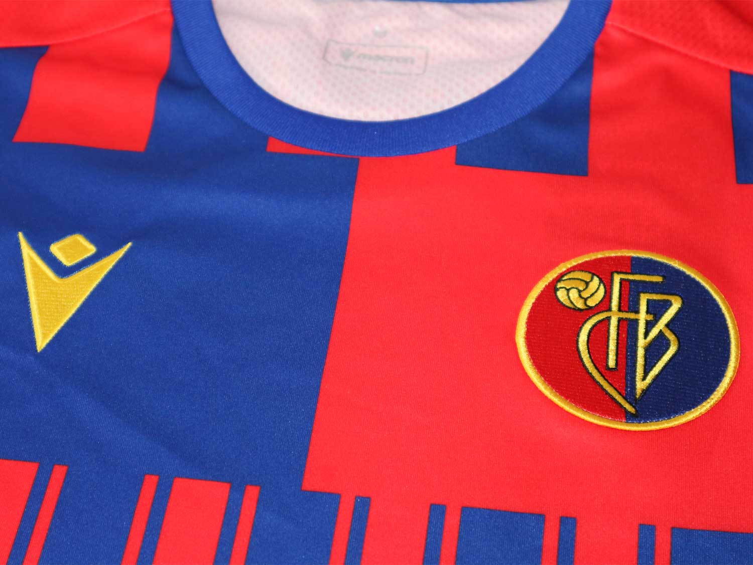 Macron FC Basel WarmUp Shirt 23 24