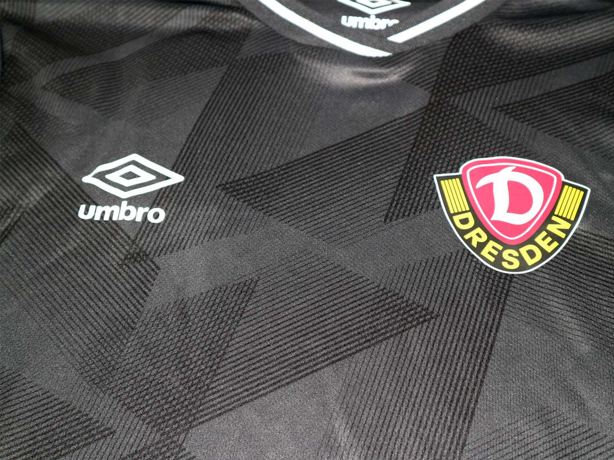 Umbro Dynamo Dresden Warm Up Jersey 23 24