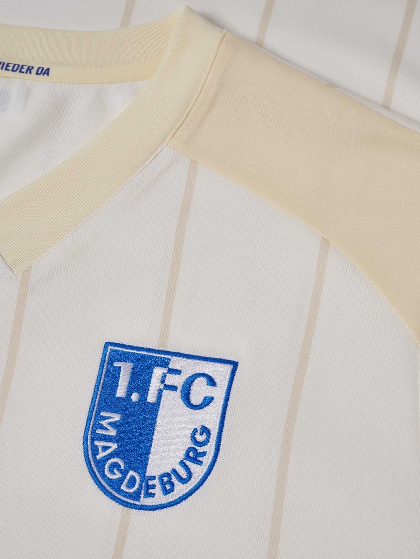 Hummel 1. FC Magdeburg Auswärtstrikot 25 26